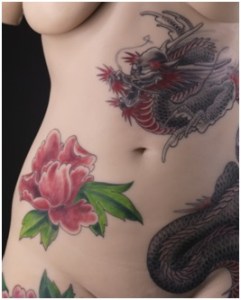 corps tatoué